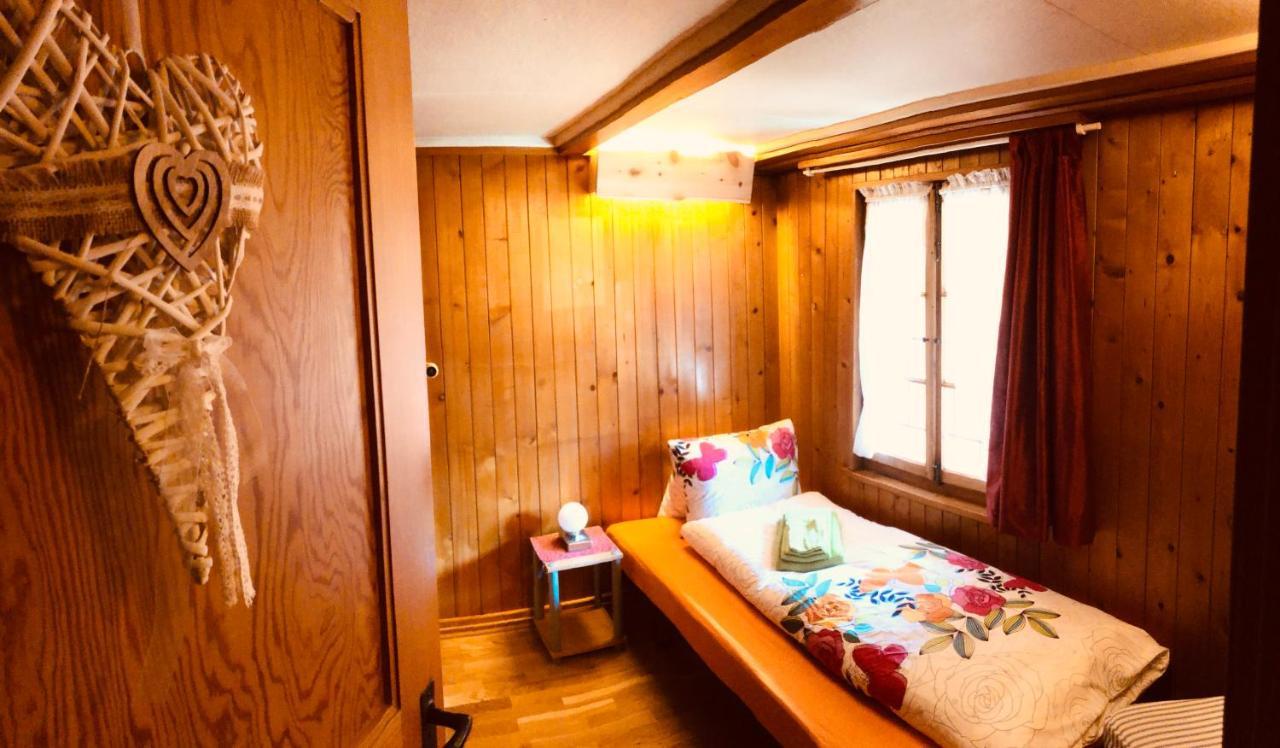 Gemuetliches Zuhause Mit Ausblick Daire Wilderswil Dış mekan fotoğraf